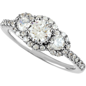 Engagement Ring, Round Diamonds
